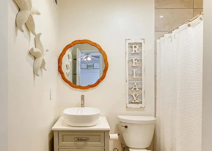 Walk To Beach: Newly Remodeled In Ocean Holiday home *