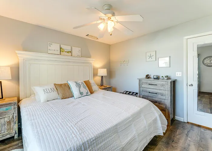 Walk To Beach: Newly Remodeled In Ocean
