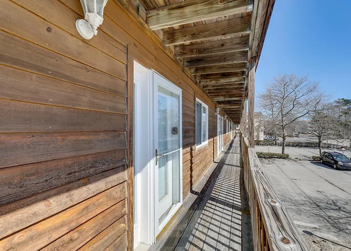 Holiday home Walk To Beach: Newly Remodeled In Ocean